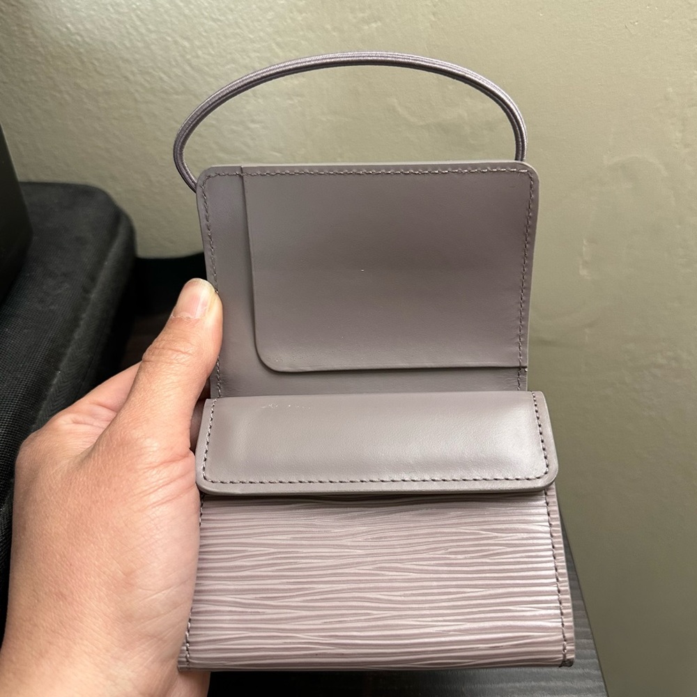 Authentic Louis Vuitton Epi Porte Monnaie Elastique Wallet - Picture 3 of 13